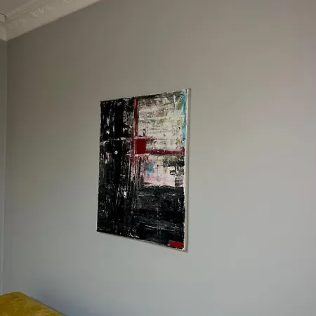 Nn 2 Apartment *